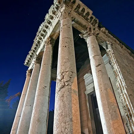 Point Couette-café Pula